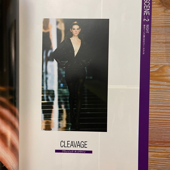 FASHION SHOW 2008 AUTUMN & WINTER COLLECTIONS JAPANESE IMPORT OVERSIZED BOOK - Picture 5 of 15